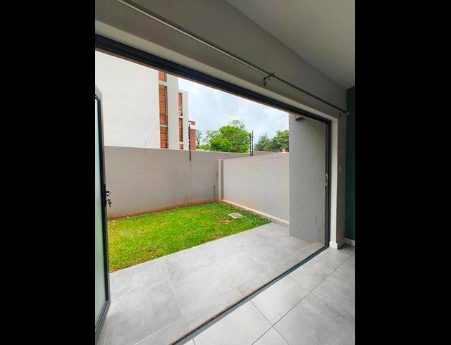 2 BEDROOM DUPLEX FOR SALE IN BROOKLYN